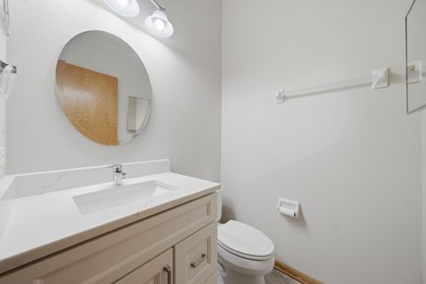 Tiny photo for 490 Beckett Crossing Drive, Mundelein, IL 60060 (MLS # 12570416)