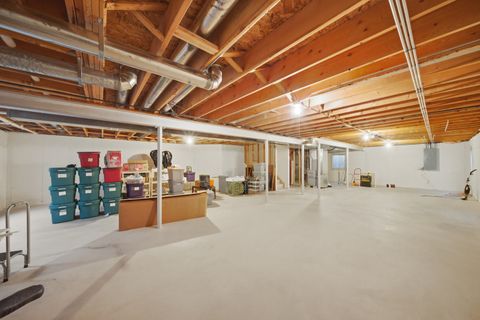 Tiny photo for 490 Beckett Crossing Drive, Mundelein, IL 60060 (MLS # 12570416)