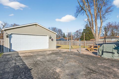 Tiny photo for 2308 Park Street, Rolling Meadows, IL 60008 (MLS # 12596166)