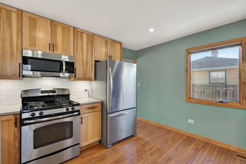 Tiny photo for 2308 Park Street, Rolling Meadows, IL 60008 (MLS # 12596166)