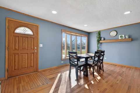 Tiny photo for 2308 Park Street, Rolling Meadows, IL 60008 (MLS # 12596166)