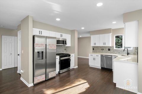 Tiny photo for 737 Springwood Drive, Joliet, IL 60431 (MLS # 12513301)