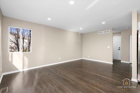 Tiny photo for 737 Springwood Drive, Joliet, IL 60431 (MLS # 12513301)