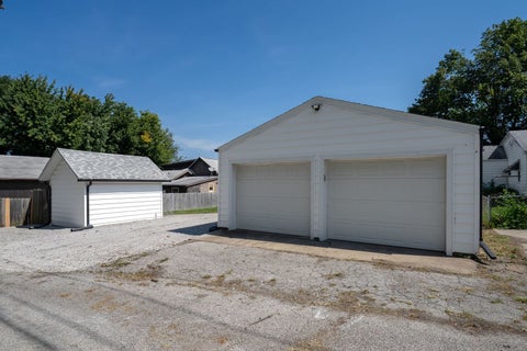 Tiny photo for 1322 N Mason Street, Bloomington, IL 61701 (MLS # 12749181)
