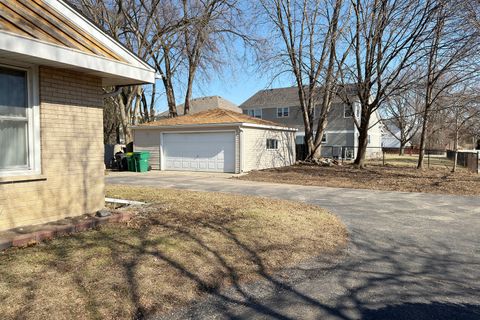 Tiny photo for 62 Mayer Avenue, Wheeling, IL 60090 (MLS # 12564169)