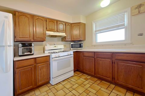 Tiny photo for 62 Mayer Avenue, Wheeling, IL 60090 (MLS # 12564169)