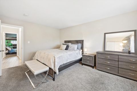 Tiny photo for 10344 S Pulaski Road #304, Oak Lawn, IL 60453 (MLS # 12608457)