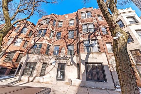 3727 N Pine Grove Avenue 403 Chicago IL 60613