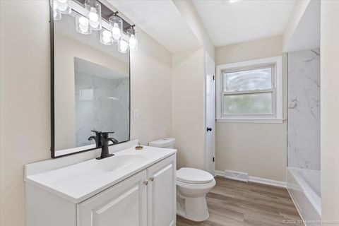 Tiny photo for 17028 Evans Drive, South Holland, IL 60473 (MLS # 12643125)