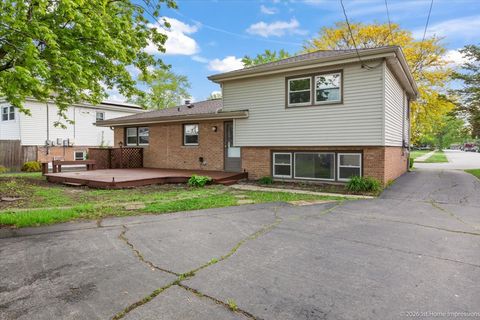 Tiny photo for 17028 Evans Drive, South Holland, IL 60473 (MLS # 12643125)