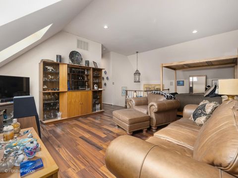 Tiny photo for Darien, IL 60561 (MLS # 12571080)