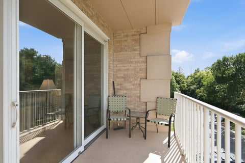 Tiny photo for Park Ridge, IL 60068 (MLS # 12695217)