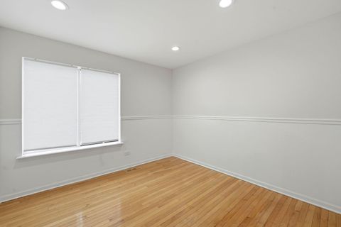 Tiny photo for 348 RICHARD Court, Vernon Hills, IL 60061 (MLS # 12593598)