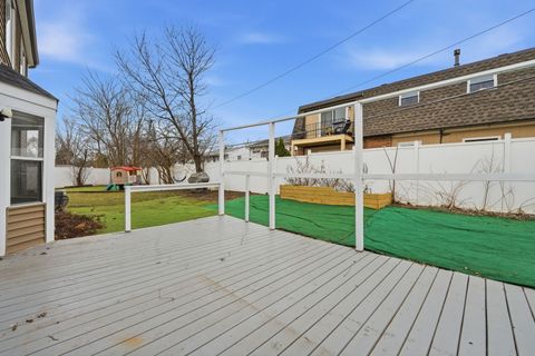 Tiny photo for 348 RICHARD Court, Vernon Hills, IL 60061 (MLS # 12593598)