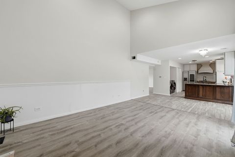 Tiny photo for 348 RICHARD Court, Vernon Hills, IL 60061 (MLS # 12593598)