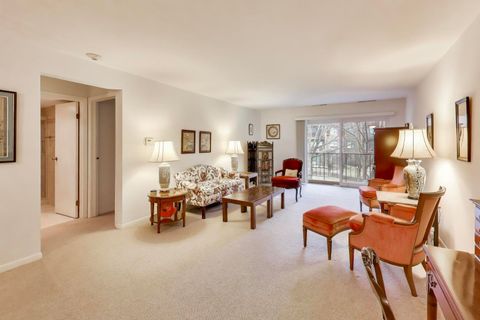 Tiny photo for 2100 Valencia Drive #203-B, Northbrook, IL 60062 (MLS # 12470627)