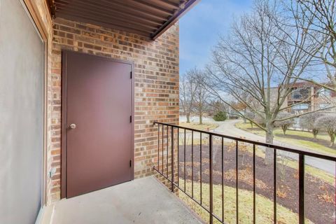 Tiny photo for 2100 Valencia Drive #203-B, Northbrook, IL 60062 (MLS # 12470627)