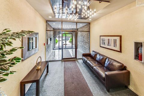 Tiny photo for 2100 Valencia Drive #203-B, Northbrook, IL 60062 (MLS # 12470627)