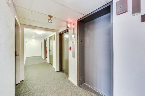 Tiny photo for 2100 Valencia Drive #203-B, Northbrook, IL 60062 (MLS # 12470627)