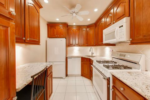 Tiny photo for 2100 Valencia Drive #203-B, Northbrook, IL 60062 (MLS # 12470627)