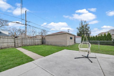 Tiny photo for 7717 S Luella Avenue, Chicago, IL 60649 (MLS # 12545453)