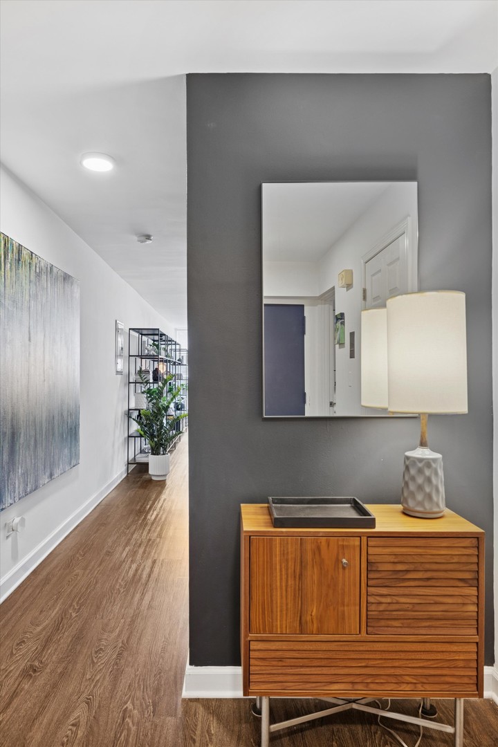 2726 Central Street 2D