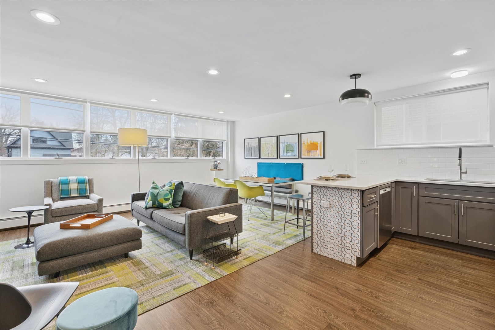 2726 Central Street 2D