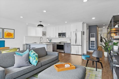 Tiny photo for 2726 Central Street #2D, Evanston, IL 60201 (MLS # 12583319)