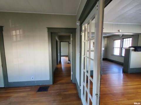 Tiny photo for 724 N Carico Street, Carbondale, IL 62901 (MLS # EB458565)