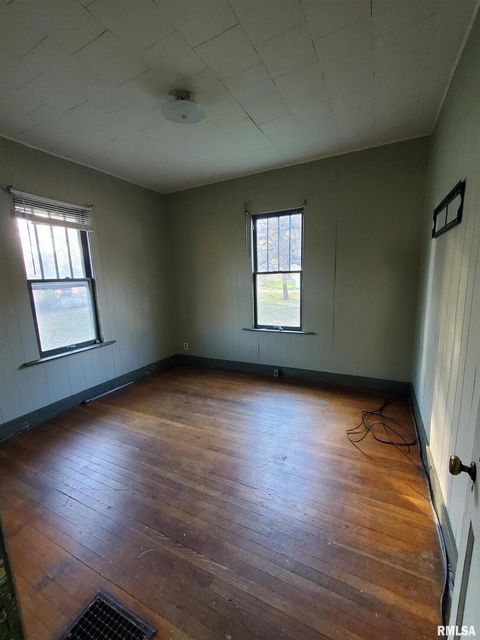 Tiny photo for 724 N Carico Street, Carbondale, IL 62901 (MLS # EB458565)