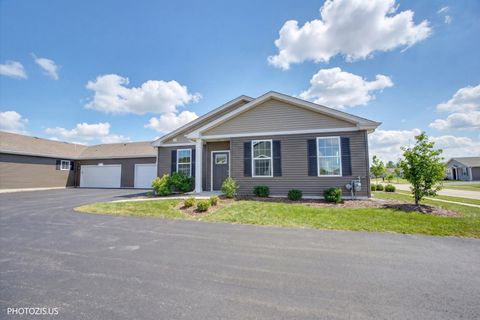 Tiny photo for 2274 Cypress Court #3211, Wonder Lake, IL 60097 (MLS # 12578432)