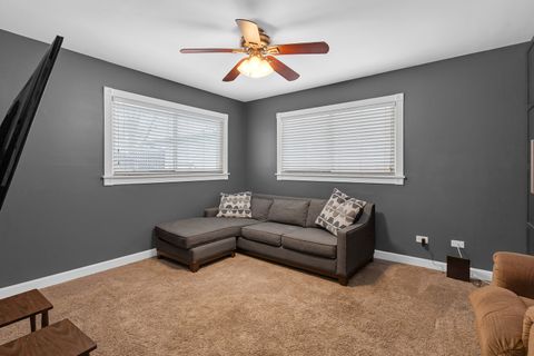 Tiny photo for 605 Tanglewood Drive, Streamwood, IL 60107 (MLS # 12553358)