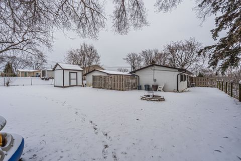 Tiny photo for 605 Tanglewood Drive, Streamwood, IL 60107 (MLS # 12553358)