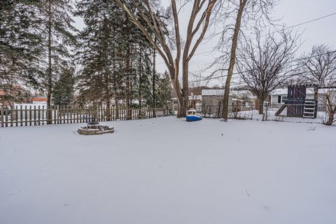 Tiny photo for 605 Tanglewood Drive, Streamwood, IL 60107 (MLS # 12553358)
