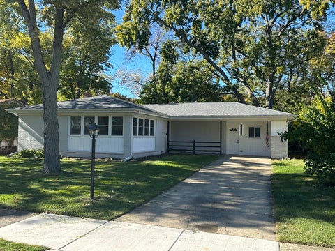 Tiny photo for 326 Indian Drive, Glen Ellyn, IL 60137 (MLS # 12765567)