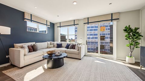 Tiny photo for 2229 Waters Edge Drive, Schaumburg, IL 60173 (MLS # 12578275)