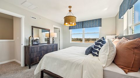 Tiny photo for 2229 Waters Edge Drive, Schaumburg, IL 60173 (MLS # 12578275)