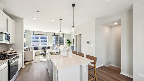 Tiny photo for 2229 Waters Edge Drive, Schaumburg, IL 60173 (MLS # 12578275)