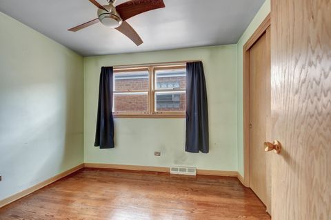 Tiny photo for 5123 S Lotus Avenue, Chicago, IL 60638 (MLS # 12593301)