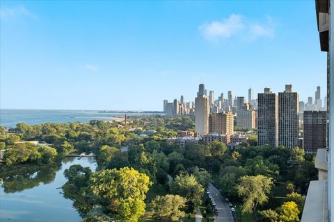 Tiny photo for 2550 N Lakeview Avenue #N1801, Chicago, IL 60614 (MLS # 12483239)