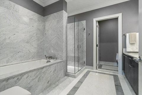 Tiny photo for 2550 N Lakeview Avenue #N1801, Chicago, IL 60614 (MLS # 12483239)