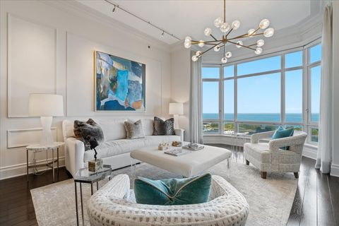 Tiny photo for 2550 N Lakeview Avenue #N1801, Chicago, IL 60614 (MLS # 12483239)