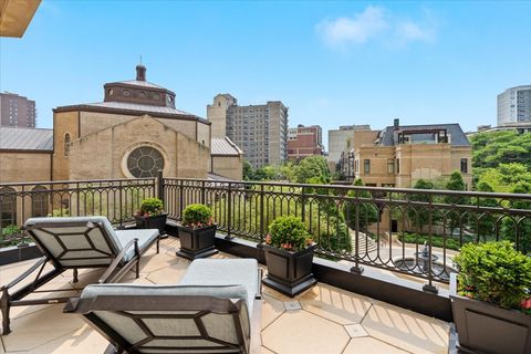 Tiny photo for 2550 N Lakeview Avenue #N1801, Chicago, IL 60614 (MLS # 12483239)