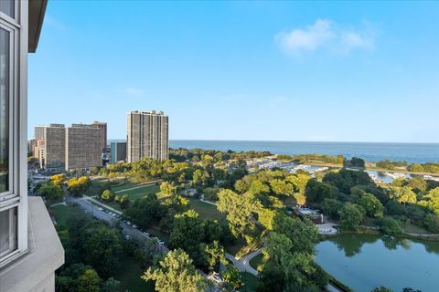 Tiny photo for 2550 N Lakeview Avenue #N1801, Chicago, IL 60614 (MLS # 12483239)