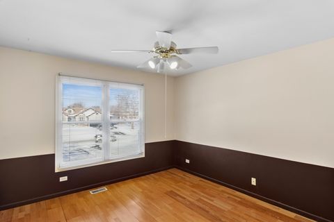 Tiny photo for 433 Running Deer Lane, Gilberts, IL 60136 (MLS # 12549803)