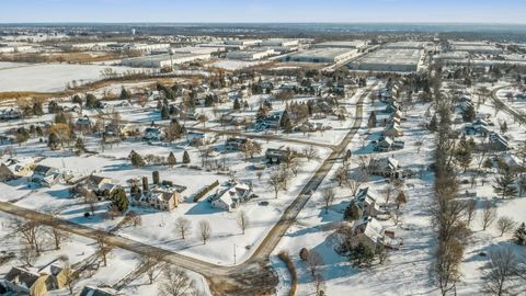 Tiny photo for 433 Running Deer Lane, Gilberts, IL 60136 (MLS # 12549803)