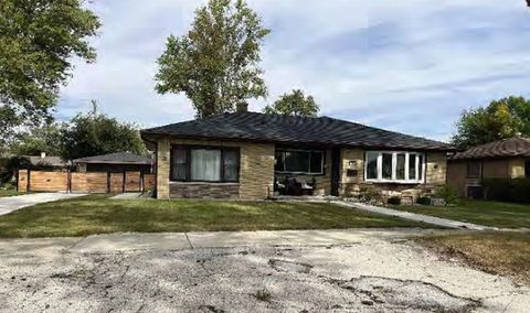 Tiny photo for 6918 W 116th Street, Worth, IL 60482 (MLS # 12624491)