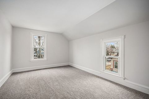 Tiny photo for 819 Pearl Street, Aurora, IL 60505 (MLS # 12576373)