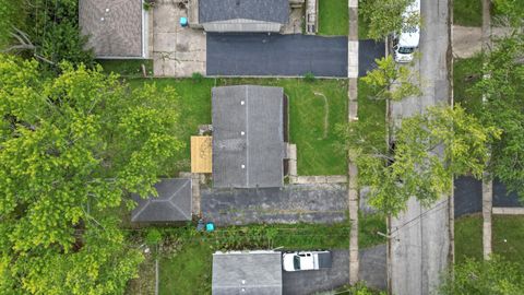 A home in Sauk Village