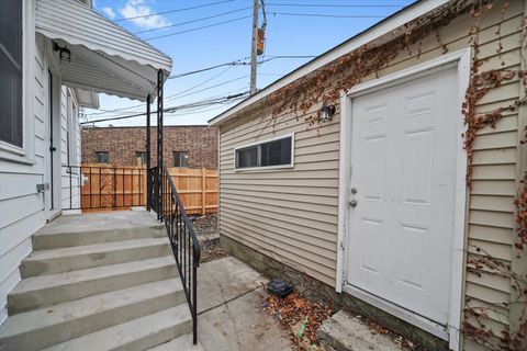 Tiny photo for 4617 N Lowell Avenue, Chicago, IL 60630 (MLS # 12521423)